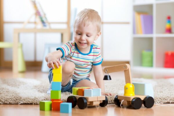 Giochini prima infanzia a partire da